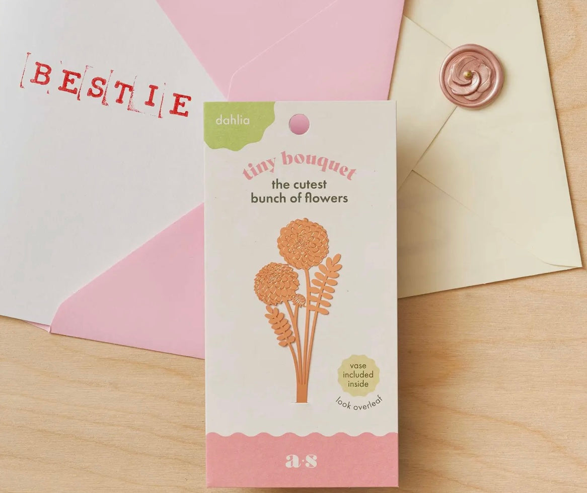 Another studio mini bouquet