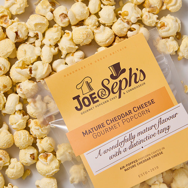 Joe and seph MATURE CHEDDAR CHEESE POPCORN
